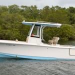 2018 Sea Hunt Gamefish 25 powered by twin Yamaha 150hp 4 Stroke with 695hours !!