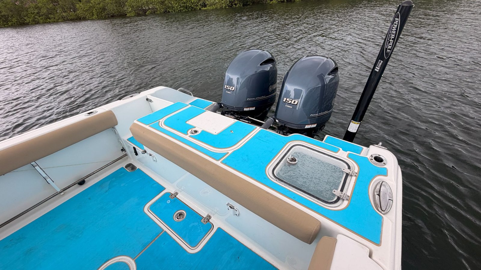 2018 Sea Hunt Gamefish 25 powered by twin Yamaha 150hp 4 Stroke with 695hours !!