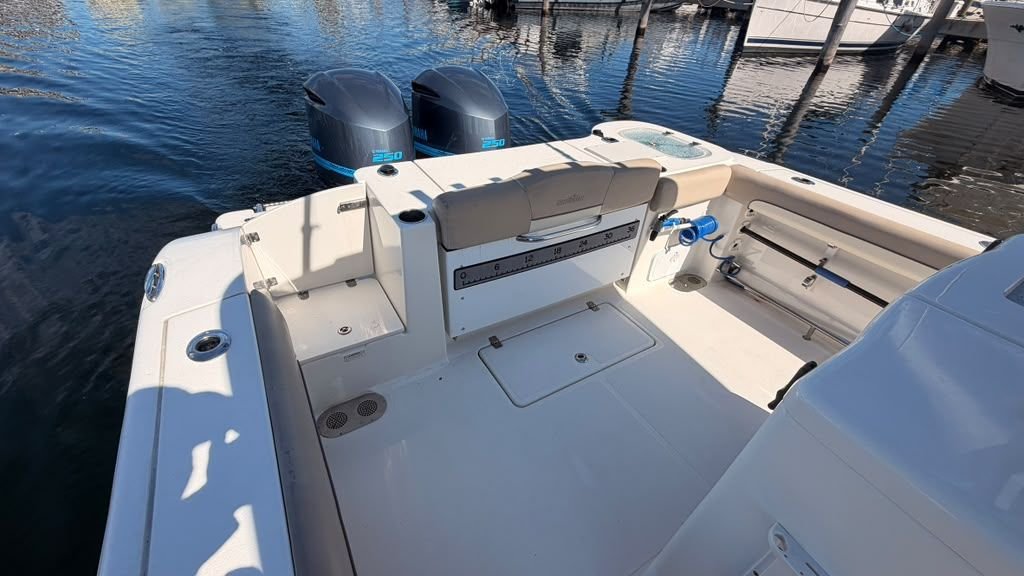 2016 NauticStar 28XS powered by twin Yamaha 250 4Strokes