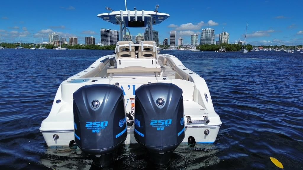 2016 NauticStar 28XS powered by twin Yamaha 250 4Strokes