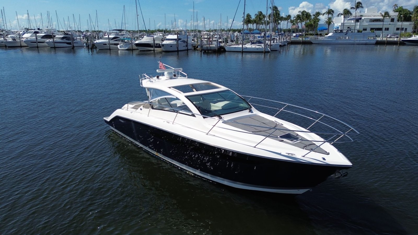 2014 Pursuit SC 365i Coupe powered by Yamaha 350hp 4 Strokes